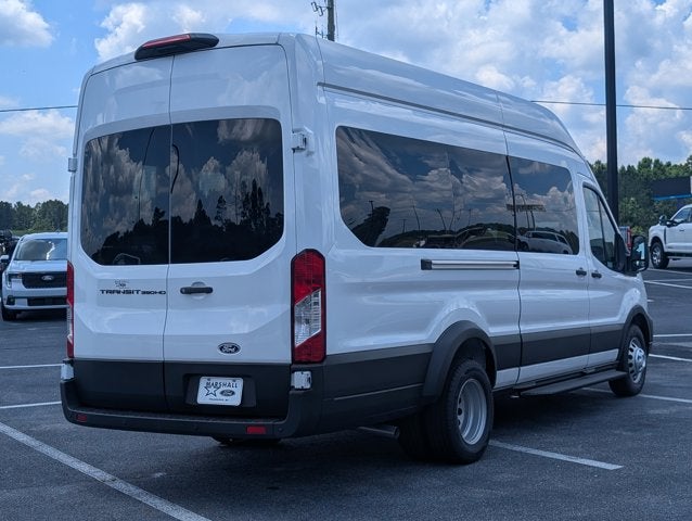 2026 Ford Transit Passenger Wagon XL