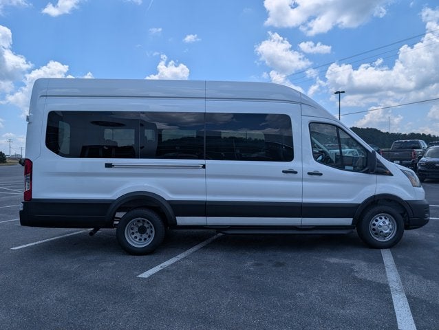2026 Ford Transit Passenger Wagon XL