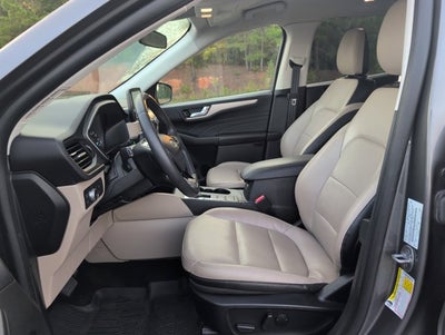 2022 Ford Escape SEL Hybrid