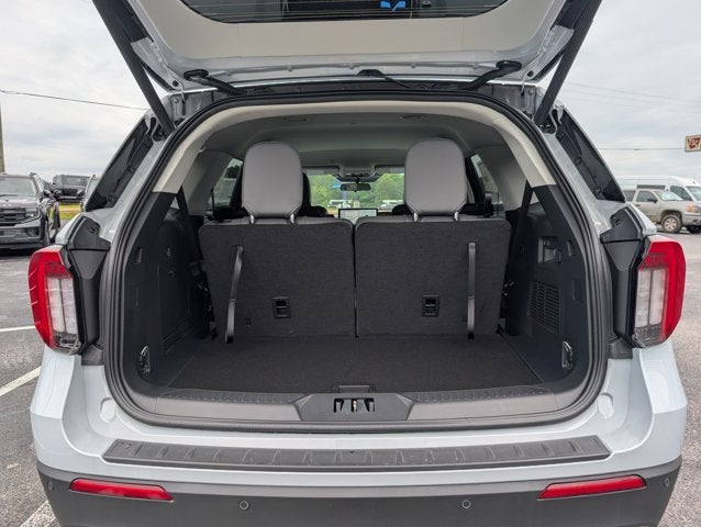 2026 Ford Explorer Active w/100A Pkg