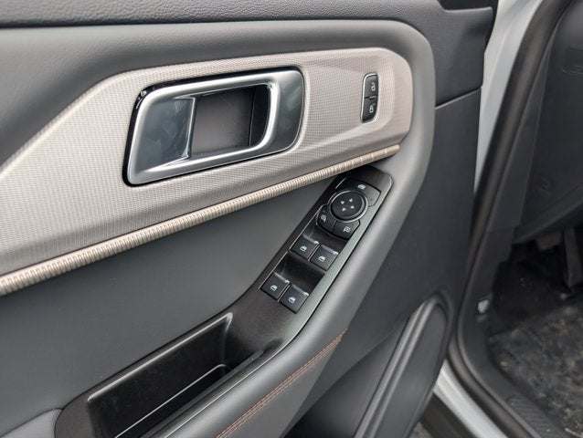 2026 Ford Explorer Active w/100A Pkg