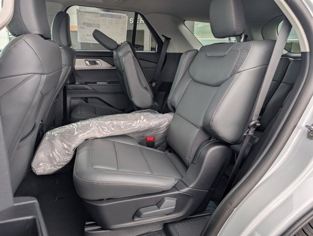 2026 Ford Explorer Active w/100A Pkg