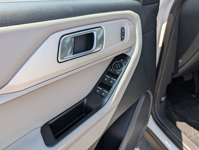 2026 Ford Explorer Active w/100A Pkg