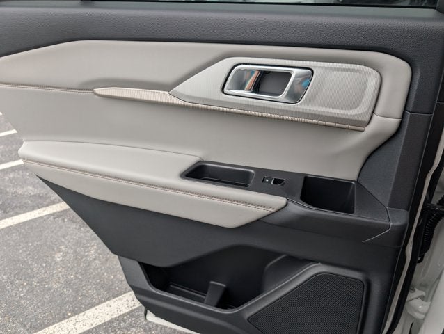 2026 Ford Explorer Active w/100A Pkg
