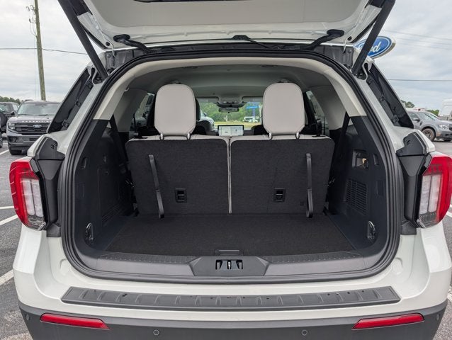2026 Ford Explorer Active w/100A Pkg