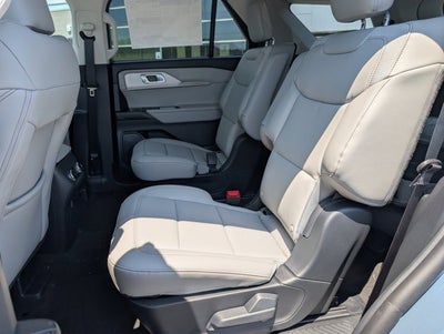 2026 Ford Explorer Active w/100A Pkg