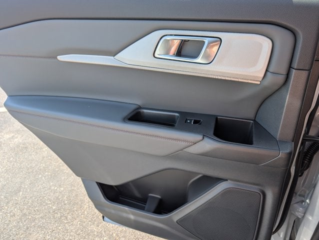 2026 Ford Explorer Active w/100A Pkg