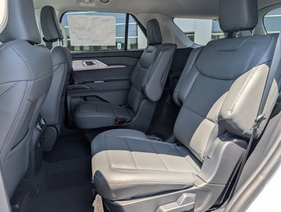 2026 Ford Explorer Active w/100A Pkg