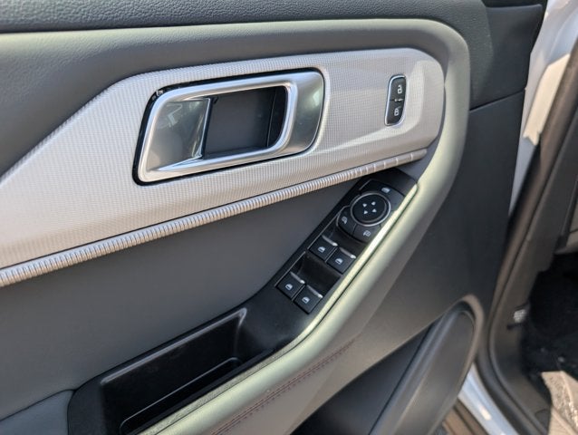 2026 Ford Explorer Active w/100A Pkg