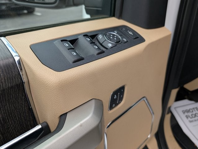 2021 Ford Super Duty F-350 DRW LARIAT
