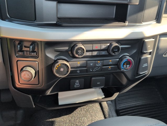 2026 Ford Super Duty F-350 SRW XL