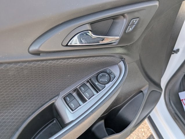 2022 Chevrolet Malibu LS