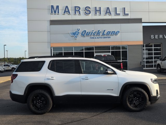 2023 GMC Acadia AT4