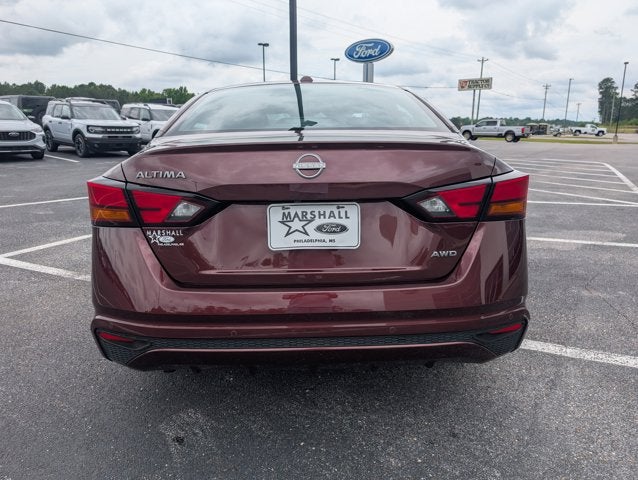2025 Nissan Altima SV