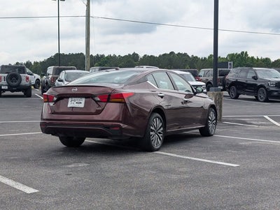 2025 Nissan Altima SV