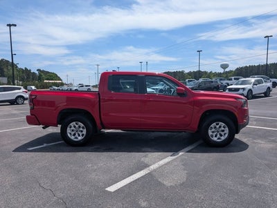 2024 Nissan Frontier SV