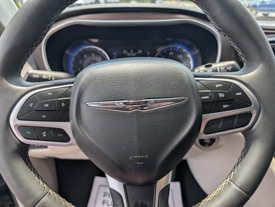 2024 Chrysler Voyager LX