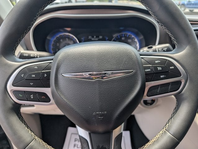 2024 Chrysler Voyager LX