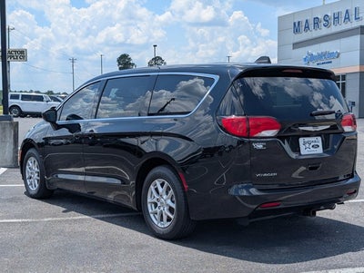 2024 Chrysler Voyager LX