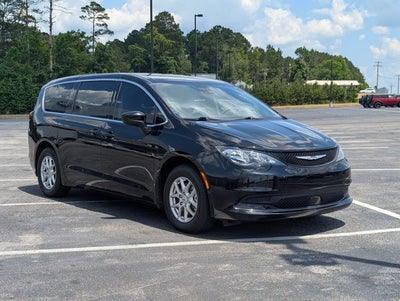 2024 Chrysler Voyager LX