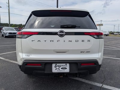 2024 Nissan Pathfinder SV