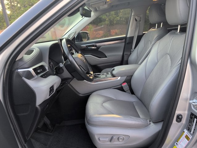 2021 Toyota Highlander Platinum