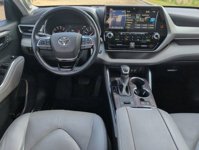 2021 Toyota Highlander Platinum